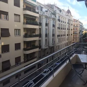 https://le-palais-martine.fr-provencehotel.com