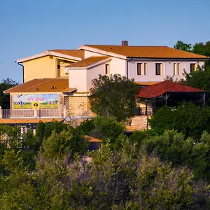 https://fattoria-terra-e-liberta.sicilyhotelsitaly.net